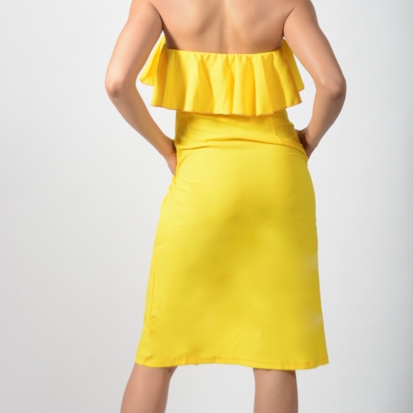 Yellow Halter Dress www.sambellaspalace.com - Picture 3 of 3